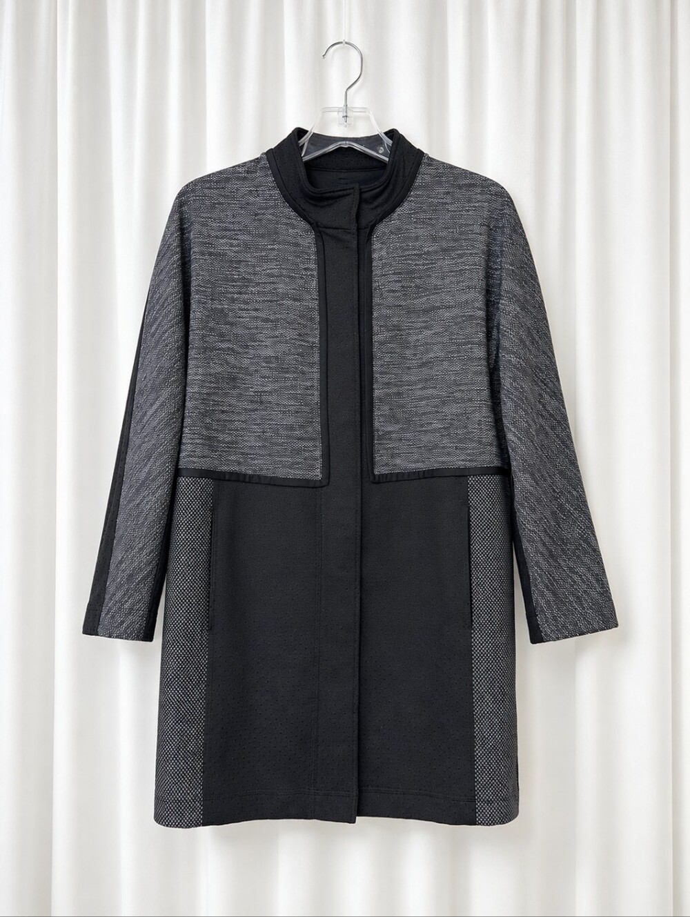Lululemon Shine Dot Cocoon Car Coat Black Gray Luon Snap Front Athleisure Jacket